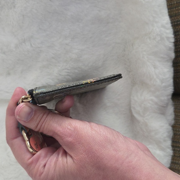 Dooney & Bourke Gray Multicolor Logo Keychain Wallet - Picture 6 of 6